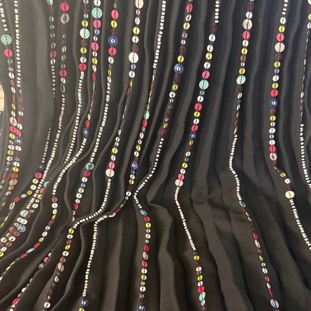 FARM Rio Elegant Black Maxi Dress with Sparkling Details - Picture 4 of 11